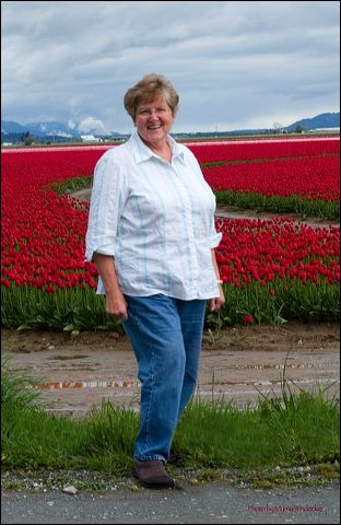 vickie_in_red.jpg